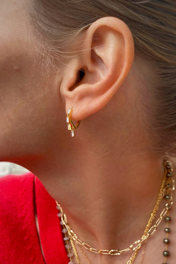 FLOATING OPAL HUGGIES